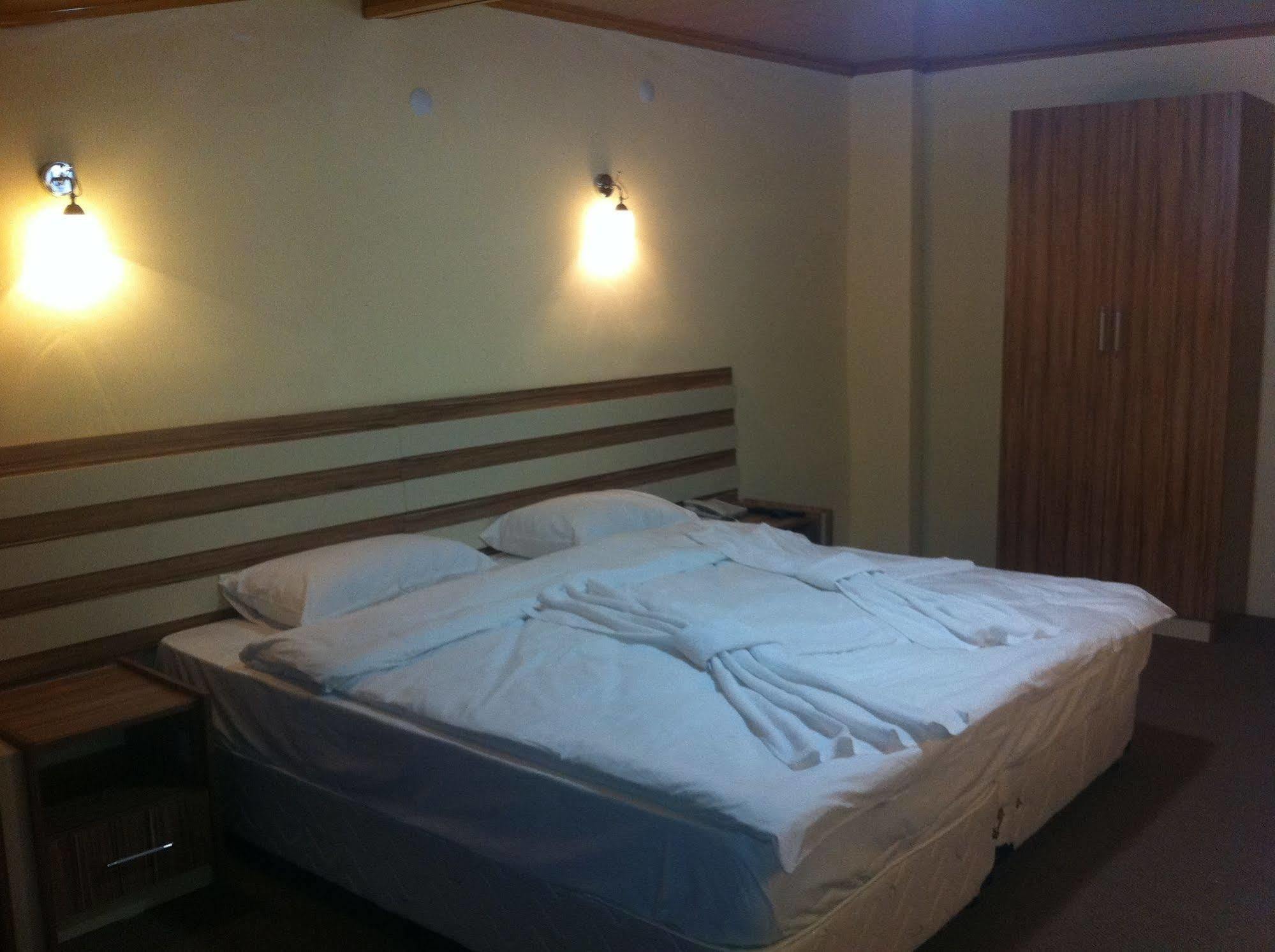 Tj'S Hotel Eceabat Kültér fotó